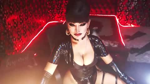 Snapshot of _hailyourqueenx chatting on 23, 12, 2024 GoDDess  Chloe online show from 23, 12, 2024