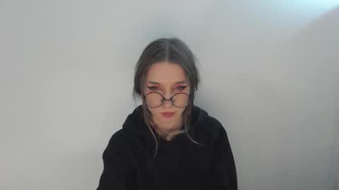 Snapshot of _hanna_moon_ chatting on 19, 12, 2025 Hannaolotl online show from 19, 12, 2025