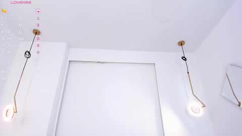 Snapshot of _huge_boobs_ebony chatting on 26, 2, 2025 Darlis  online show from 26, 2, 2025