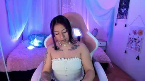 Snapshot of _ivanna11_ chatting on 16, 9, 2025 Ivanna online show from 16, 9, 2025