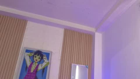 Mia online show from 6, 3, 2026