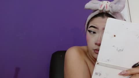 Mia online show from 11, 3, 2026