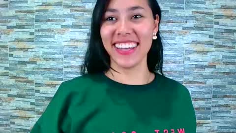 Snapshot of _joy_iva chatting on 4, 3, 2025 joy online show from 4, 3, 2025