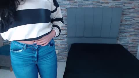 Snapshot of _joy_iva chatting on 8, 10, 2025 joy online show from 8, 10, 2025