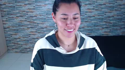 Snapshot of _joy_iva chatting on 20, 11, 2025 joy online show from 20, 11, 2025