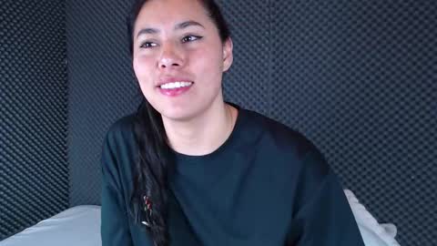 Snapshot of _joy_iva chatting on 16, 12, 2025 joy online show from 16, 12, 2025