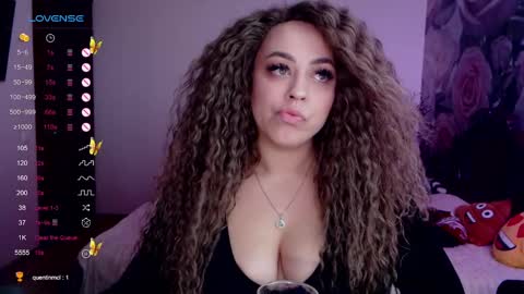 Snapshot of _just_a_queen_3 chatting on 11, 12, 2024 _just_a_queen_3 online show from 11, 12, 2024