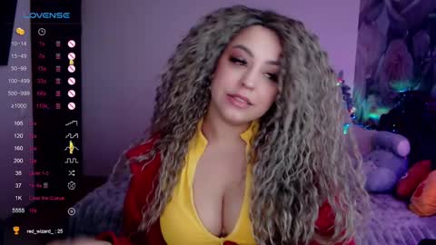 Snapshot of _just_a_queen_3 chatting on 6, 2, 2025 _just_a_queen_3 online show from 6, 2, 2025