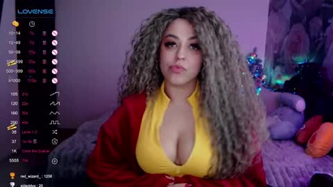 Snapshot of _just_a_queen_3 chatting on 6, 2, 2025 _just_a_queen_3 online show from 6, 2, 2025