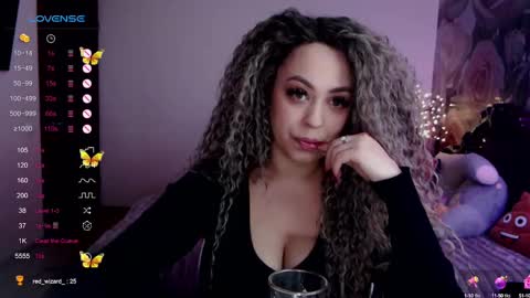 Snapshot of _just_a_queen_3 chatting on 14, 2, 2025 _just_a_queen_3 online show from 14, 2, 2025