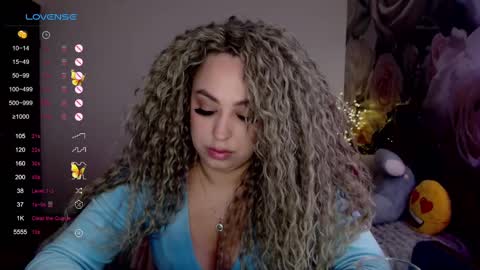 Snapshot of _just_a_queen_3 chatting on 7, 3, 2025 _just_a_queen_3 online show from 7, 3, 2025