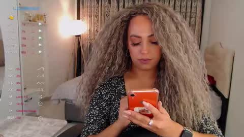 Snapshot of _just_a_queen_3 chatting on 13, 9, 2025 _just_a_queen_3 online show from 13, 9, 2025