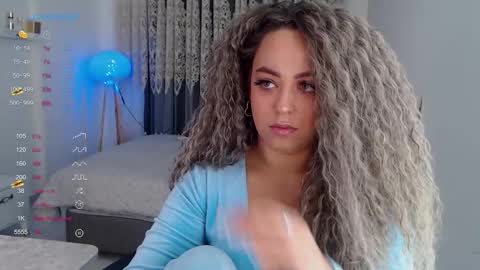 Snapshot of _just_a_queen_3 chatting on 12, 11, 2025 _just_a_queen_3 online show from 12, 11, 2025