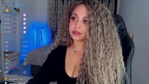 Snapshot of _just_a_queen_3 chatting on 12, 1, 2026 _just_a_queen_3 online show from 12, 1, 2026