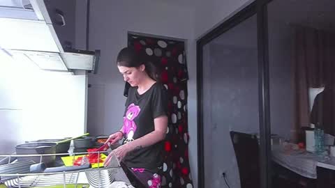 _just_a_simple_girl online show from 3, 12, 2024