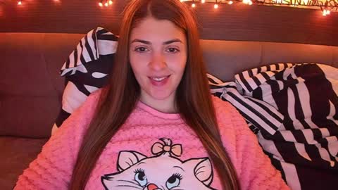 _just_a_simple_girl online show from 16, 12, 2024