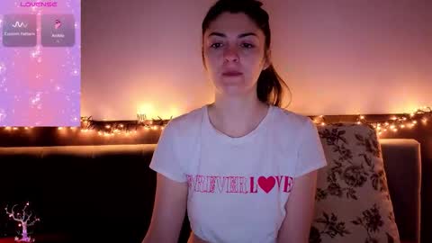 _just_a_simple_girl online show from 20, 2, 2026