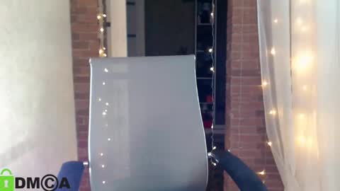  karolina online show from 8, 3, 2025