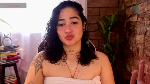 Snapshot of _kat_1 chatting on 13, 9, 2025 online show from 13, 9, 2025