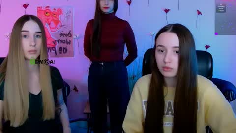 _kellykitten_ online show from 28, 4, 2026