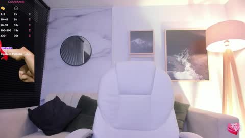 Kiraaaa 0 online show from 8, 12, 2024