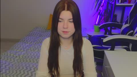 Snapshot of _kirieshka chatting on 15, 1, 2025 Molly Emily online show from 15, 1, 2025