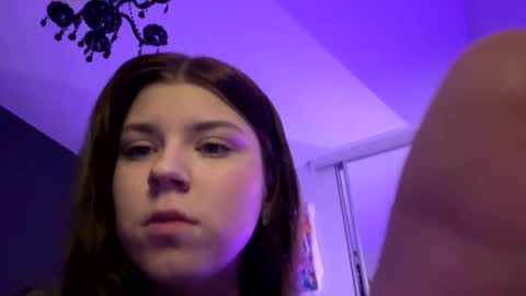 Snapshot of _kirieshka chatting on 7, 2, 2025 Molly Emily online show from 7, 2, 2025