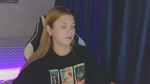 Snapshot of _kirieshka chatting on 19, 9, 2025 Molly Emily online show from 19, 9, 2025