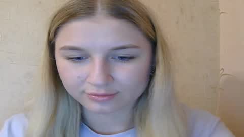 _kitty_joy online show from 24, 4, 2026