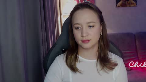 _lalune_ online show from 5, 11, 2025