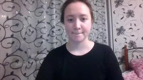 _lalune_ online show from 15, 2, 2026