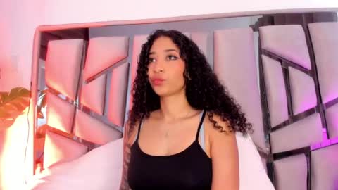 Lanna  online show from 5, 5, 2026