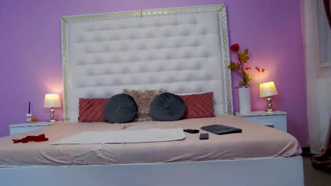 Lena Paul online show from 29, 9, 2025