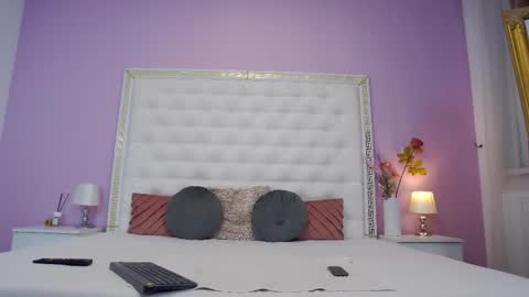 Lena Paul online show from 4, 12, 2025