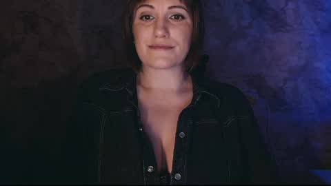 Snapshot of _letty_ chatting on 28, 2, 2025 Letty online show from 28, 2, 2025