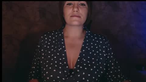 Snapshot of _letty_ chatting on 8, 10, 2025 Letty online show from 8, 10, 2025