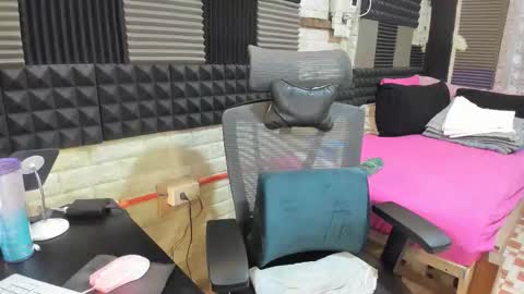 lexie online show from 24, 9, 2025