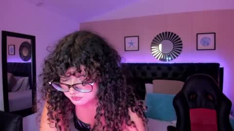 Liily online show from 10, 4, 2026