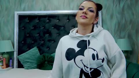 Snapshot of _lissa_ann_ chatting on 7, 3, 2025 Lisa online show from 7, 3, 2025