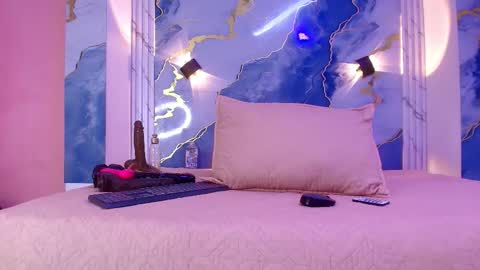 Lorrayne online show from 28, 10, 2025