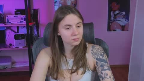 Snapshot of _lovelylove_ chatting on 25, 3, 2026 Ann online show from 25, 3, 2026