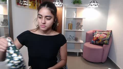 Snapshot of _lucy_grey chatting on 8, 6, 2026 Lucy online show from 8, 6, 2026
