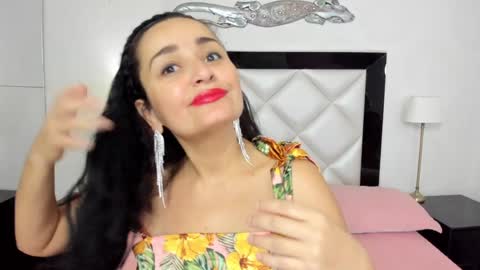 Snapshot of _luna__sweet_ chatting on 16, 1, 2025  luna  sweet  online show from 16, 1, 2025