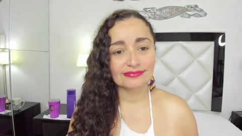 Snapshot of _luna__sweet_ chatting on 29, 1, 2025  luna  sweet  online show from 29, 1, 2025