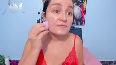 Snapshot of _luna__sweet_ chatting on 22, 10, 2025  luna  sweet  online show from 22, 10, 2025