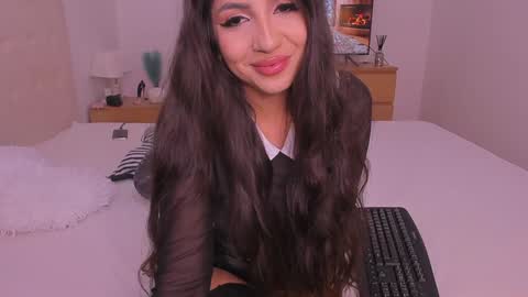 Lynna online show from 19, 1, 2025