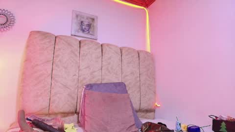 _marcela__ online show from 30, 4, 2026