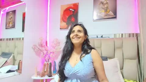 _marcela__ online show from 8, 5, 2026