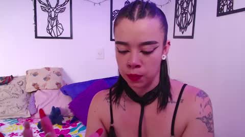 Snapshot of _marcela_wi chatting on 1, 2, 2025 Marce online show from 1, 2, 2025