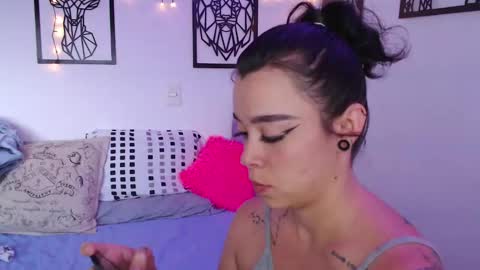 Snapshot of _marcela_wi chatting on 9, 3, 2025 Marce online show from 9, 3, 2025